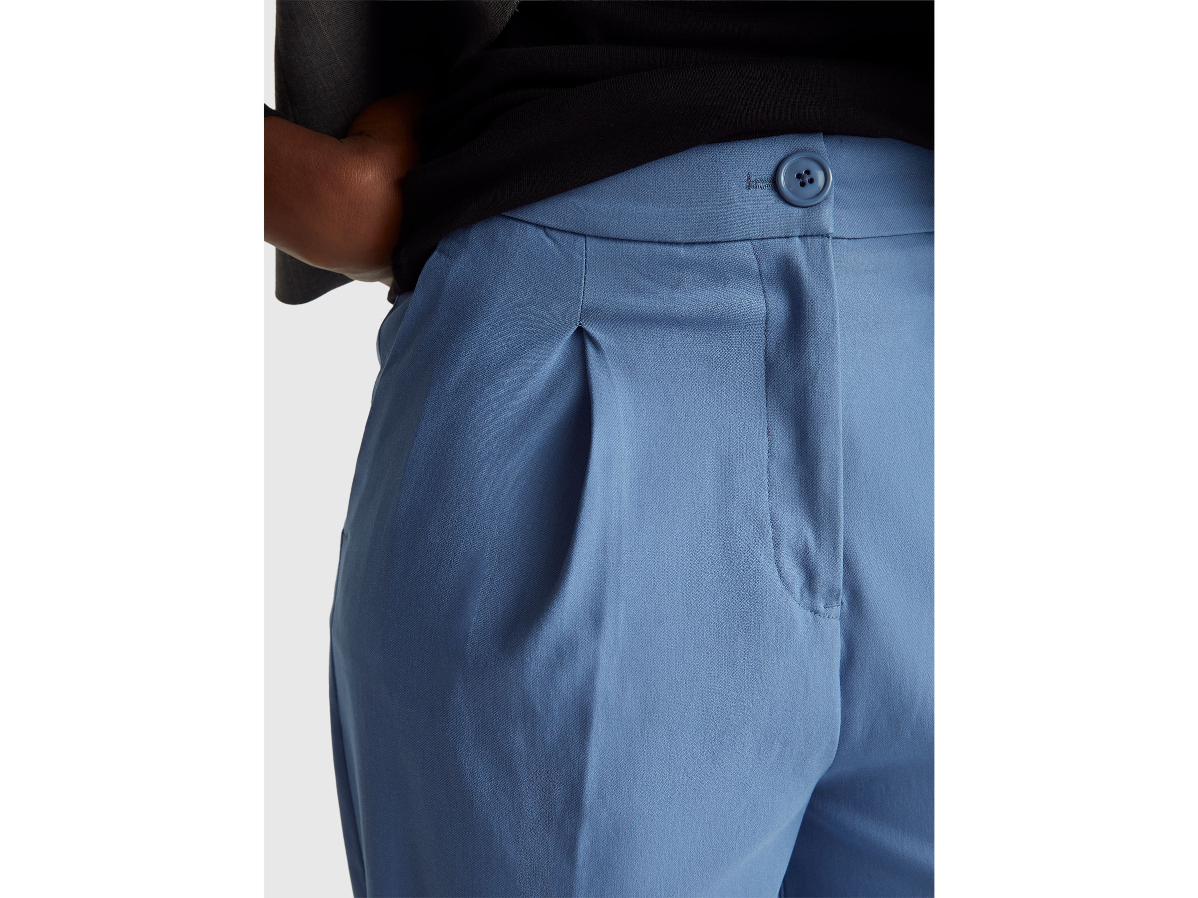 TROUSERS Women image number 4